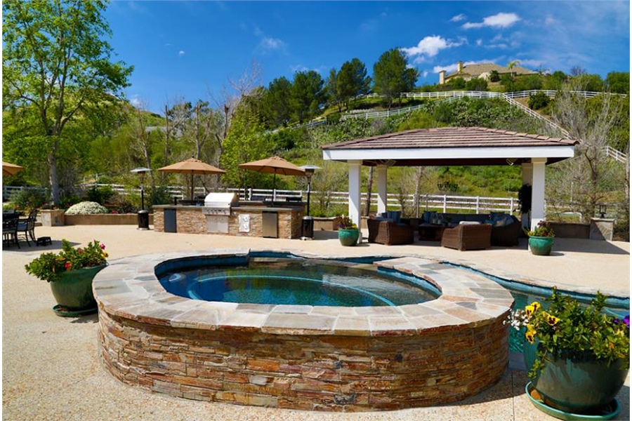 Clearflo Pools I Your Swimming Pool Experts in the California Conejo ...